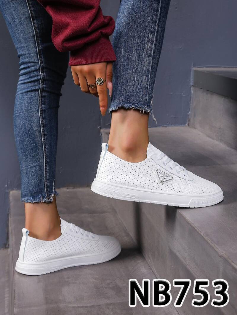 Buty sportowe damskie Roz 36-41 / 12 par